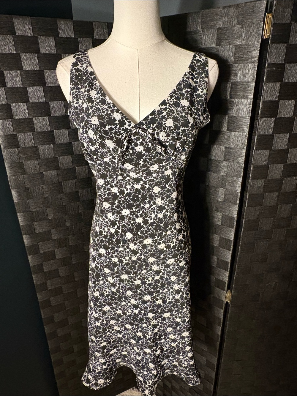 Vintage 90s Y2K Express Black and White Floral Bias Cut Midi Dress